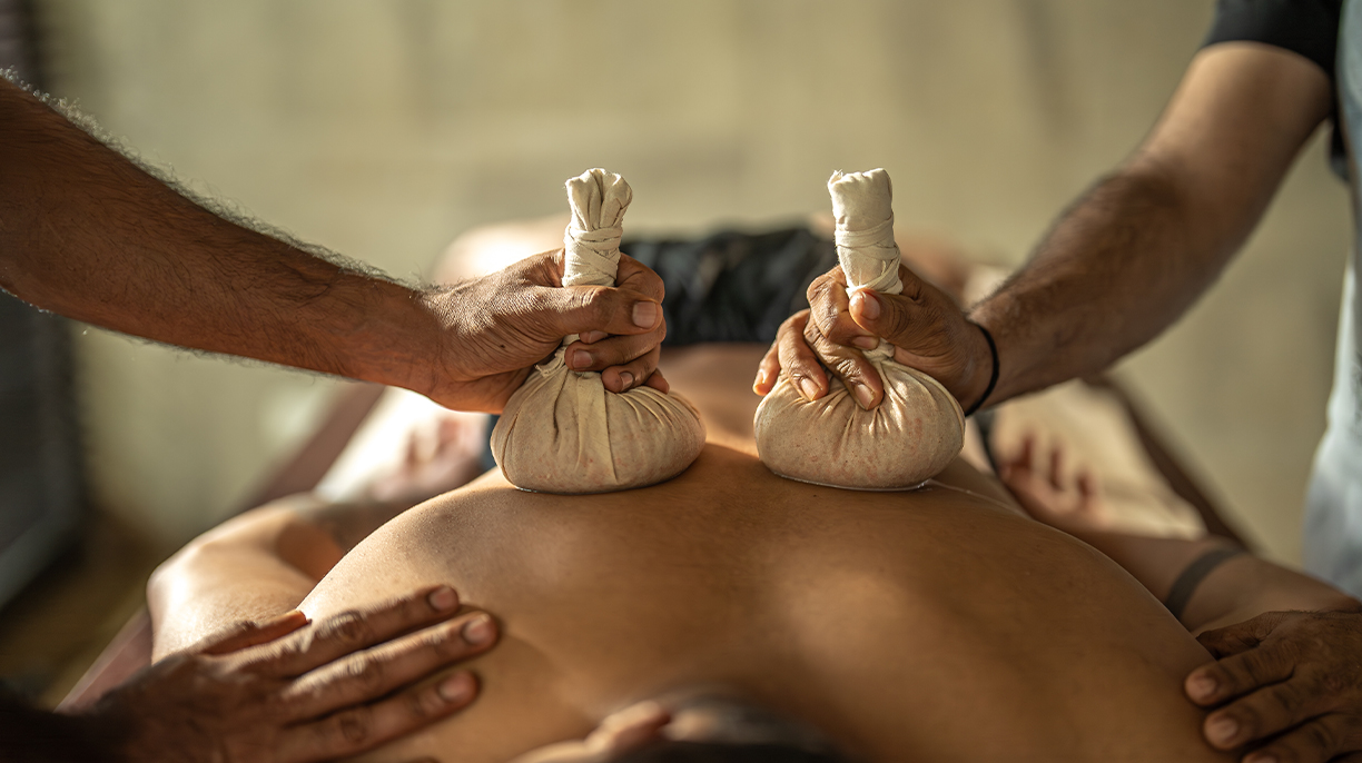 Kizhi Therapy